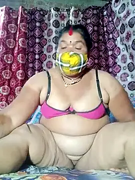 Snapshot of Hot_Falguni chatting on 02-16-25, 08:10 Hot Falguni online show from 02-16-25, 08:10