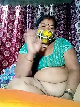 Snapshot of Hot_Falguni chatting on 02-17-25, 04:26 Hot Falguni online show from 02-17-25, 04:26