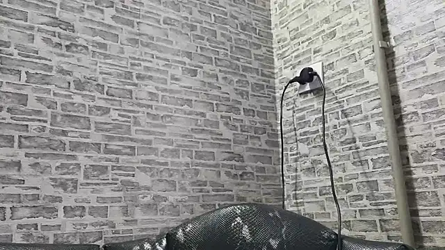 Snapshot of EdithManning chatting on 02-10-25, 12:29 EdithManning online show from 02-10-25, 12:29