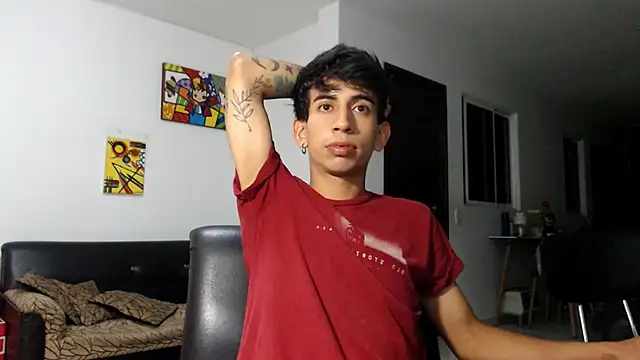 Snapshot of Zack_Kingg chatting on 01-20-25, 01:28 Zack Kingg online show from 01-20-25, 01:28