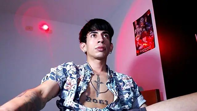 Snapshot of Zack_Kingg chatting on 10-11-25, 12:54 Zack Kingg online show from 10-11-25, 12:54