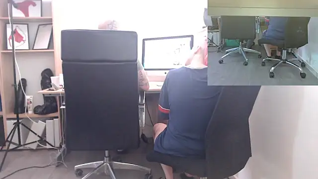 EdgesOfReality online show from 02-03-26, 02:33