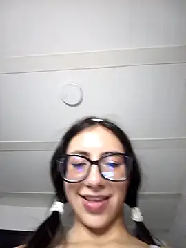 Snapshot of MissAfroditha chatting on 11-25-25, 04:23 MissAfroditha online show from 11-25-25, 04:23