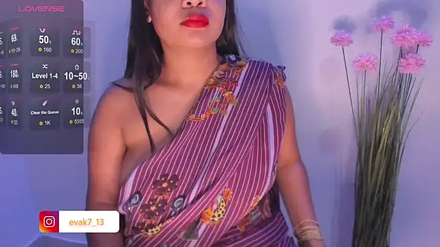 Snapshot of shara_queen1 chatting on 01-30-25, 09:57 shara queen1 online show from 01-30-25, 09:57