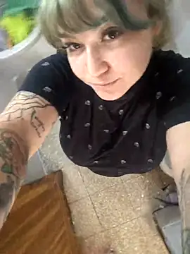 iDogrose21 online show from 11-24-25, 09:25