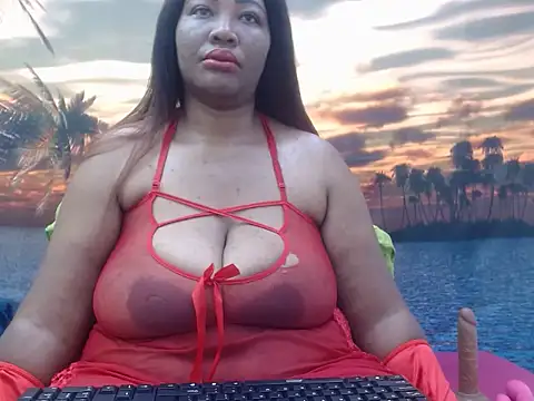 Snapshot of chubbydoll122 chatting on 05-26-26, 03:24 chubbydoll122 online show from 05-26-26, 03:24
