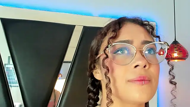 antonelllepiercee online show from 03-05-25, 11:38