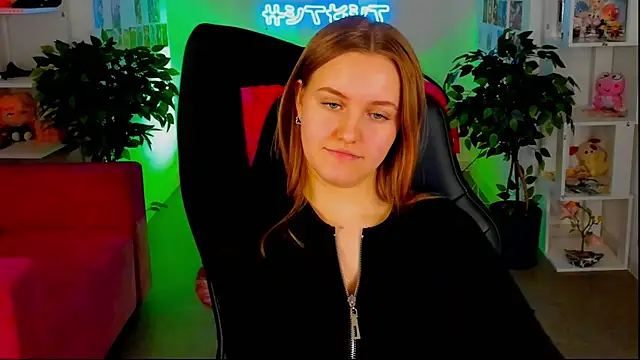 Snapshot of KellyPoter chatting on 02-01-25, 12:16 KellyPoter online show from 02-01-25, 12:16