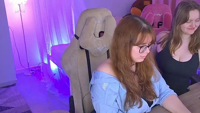 KellyPoter online show from 04-24-26, 06:16