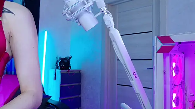 Aurora Natsuki online show from 11-28-25, 10:40