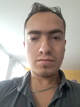 Snapshot of dragon1006 chatting on 02-10-25, 10:19 dragon1006 online show from 02-10-25, 10:19