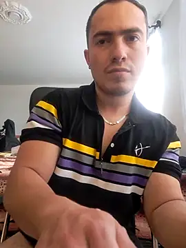 Snapshot of dragon1006 chatting on 02-15-25, 09:59 dragon1006 online show from 02-15-25, 09:59