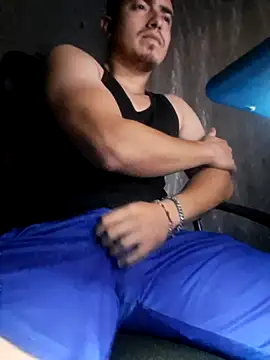 Snapshot of dragon1006 chatting on 03-02-25, 05:33 dragon1006 online show from 03-02-25, 05:33