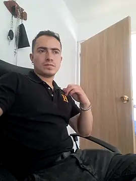 Snapshot of dragon1006 chatting on 03-16-25, 09:05 dragon1006 online show from 03-16-25, 09:05