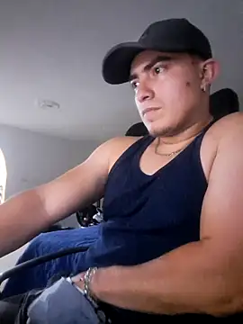 Snapshot of dragon1006 chatting on 03-20-25, 02:29 dragon1006 online show from 03-20-25, 02:29