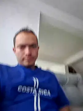 Snapshot of dragon1006 chatting on 05-15-26, 08:16 dragon1006 online show from 05-15-26, 08:16
