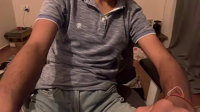 Snapshot of meatycronn chatting on 03-11-26, 05:52 meatycronn online show from 03-11-26, 05:52