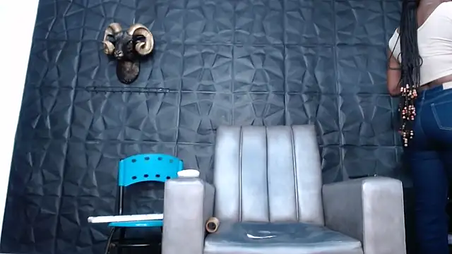 Hanna Fox 69 online show from 09-28-25, 10:53