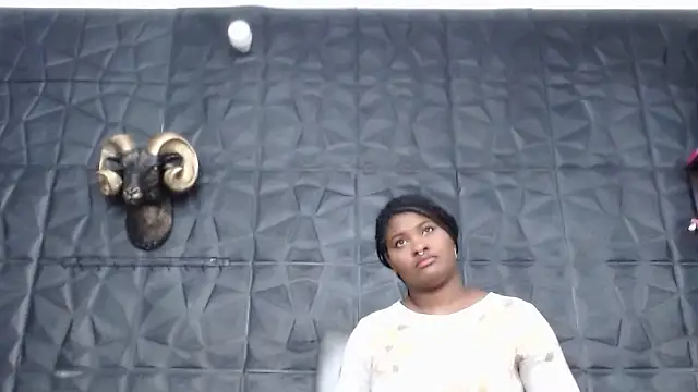 Snapshot of Hanna_Fox_69 chatting on 03-08-26, 10:13 Hanna Fox 69 online show from 03-08-26, 10:13