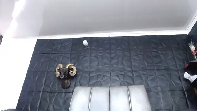 Snapshot of Hanna_Fox_69 chatting on 03-15-26, 02:01 Hanna Fox 69 online show from 03-15-26, 02:01