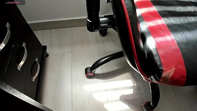 gracekelly12 online show from 12-03-25, 03:54