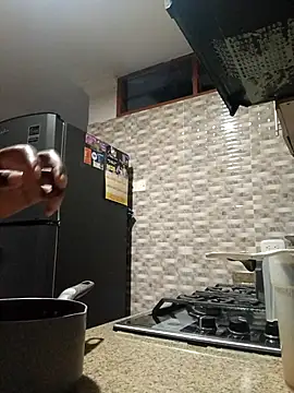 kharoll online show from 04-21-26, 03:35