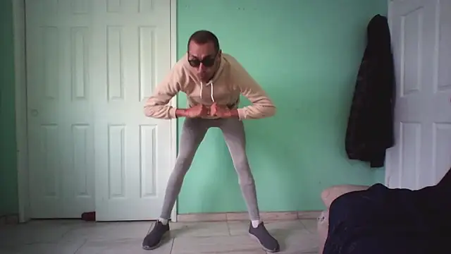 Snapshot of Pumpndeep chatting on 02-21-25, 06:59 Pumpndeep online show from 02-21-25, 06:59