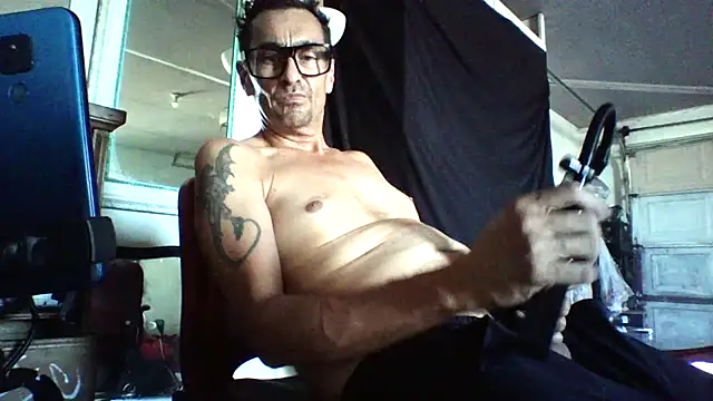 Snapshot of Pumpndeep chatting on 09-08-25, 07:46 Pumpndeep online show from 09-08-25, 07:46