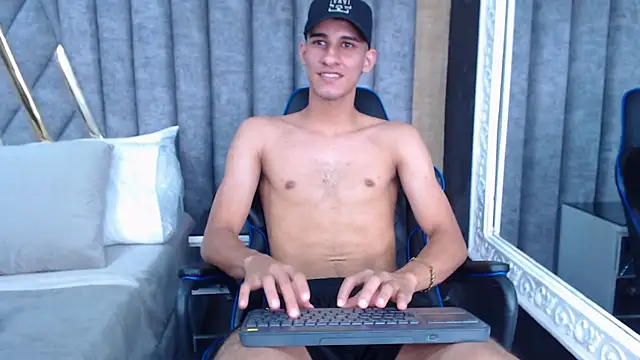 JakeMoxley online show from 03-06-25, 06:05