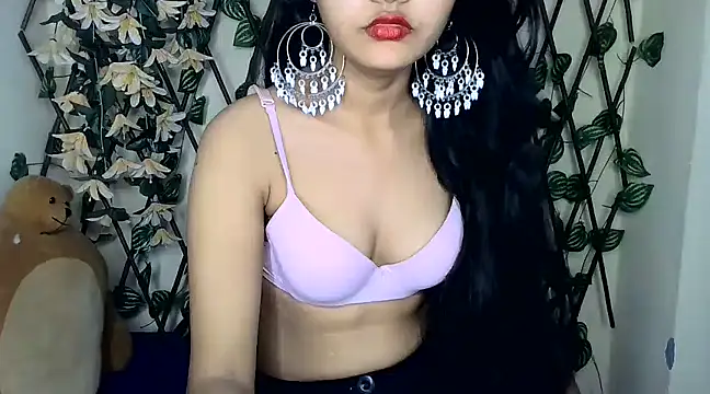 SUZY FROMUS online show from 02-14-25, 04:20