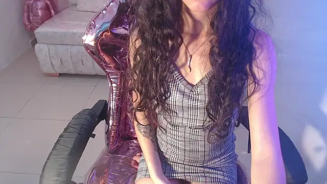 Snapshot of paris_sub1_ chatting on 12-29-24, 08:04 paris sub1 online show from 12-29-24, 08:04