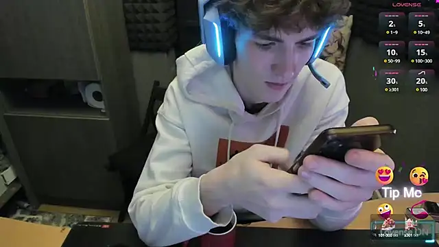 bambelbye online show from 12-18-24, 01:34