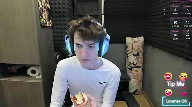 bambelbye online show from 12-21-24, 02:15