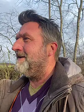 Snapshot of Haariglang chatting on 12-23-24, 01:24 Haariglang online show from 12-23-24, 01:24