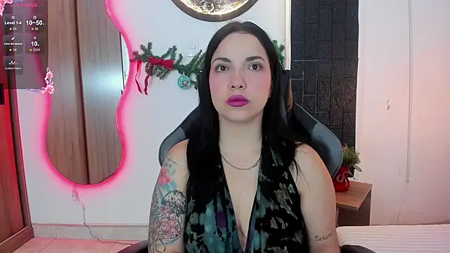 tatiana sc online show from 12-15-25, 01:15