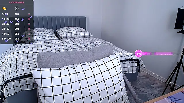 Tanya M online show from 09-13-25, 06:13