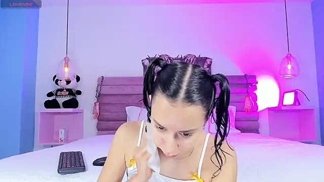 AbyCooper online show from 10-06-25, 01:19