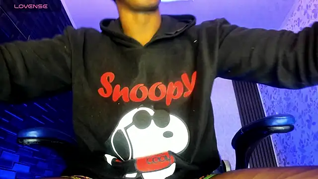 Snapshot of JD_THEBABY chatting on 03-08-25, 12:41 JD THEBABY online show from 03-08-25, 12:41