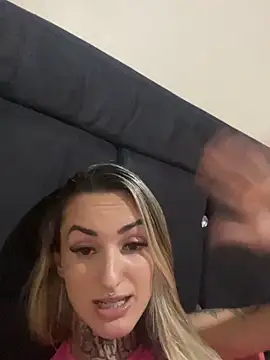 hotskinny1 online show from 03-03-25, 03:52