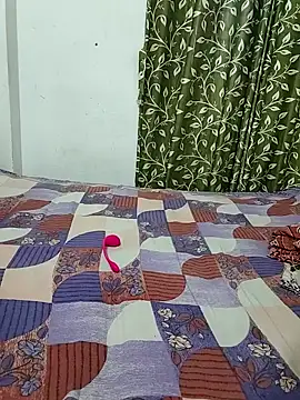 Snapshot of Hottyalia chatting on 09-28-25, 11:54 Hottyalia online show from 09-28-25, 11:54