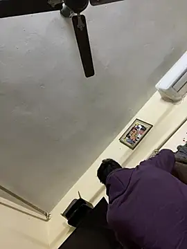 Zzz38io online show from 12-17-24, 12:00