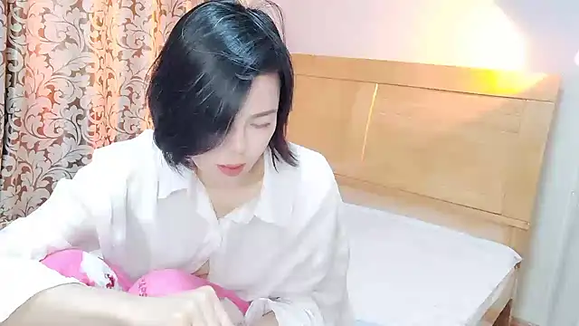 Linda-LL online show from 02-27-25, 05:56