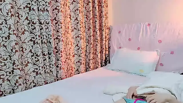 Linda-LL online show from 03-03-25, 05:42