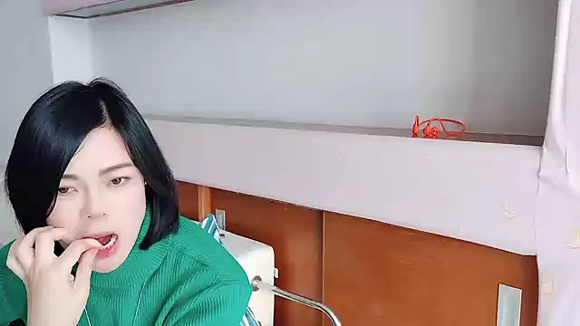 Linda-LL online show from 03-19-25, 06:03