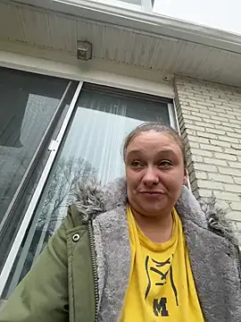 Snapshot of IvanaPlenty chatting on 03-03-26, 05:19 IvanaPlenty online show from 03-03-26, 05:19