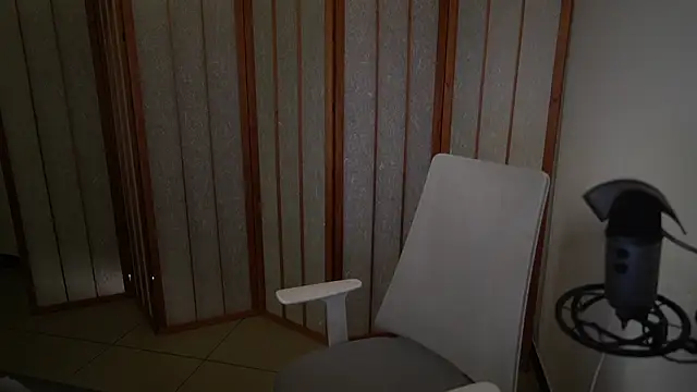 Snapshot of Your_Ice_cream chatting on 01-12-26, 01:16 Your Ice cream online show from 01-12-26, 01:16