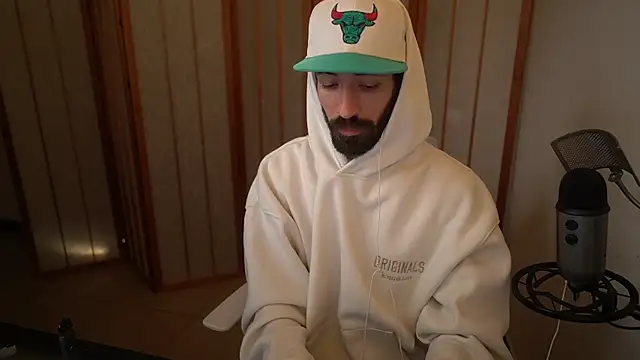 Snapshot of Your_Ice_cream chatting on 01-18-26, 10:35 Your Ice cream online show from 01-18-26, 10:35