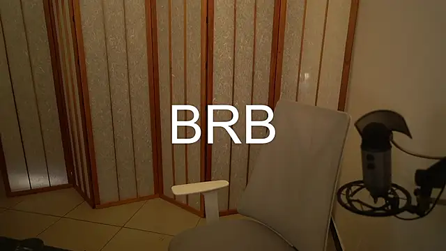 Snapshot of Your_Ice_cream chatting on 02-05-26, 02:22 Your Ice cream online show from 02-05-26, 02:22