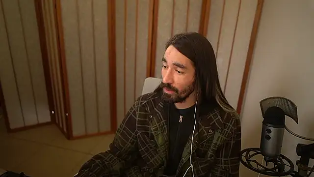 Snapshot of Your_Ice_cream chatting on 03-17-26, 03:59 Your Ice cream online show from 03-17-26, 03:59