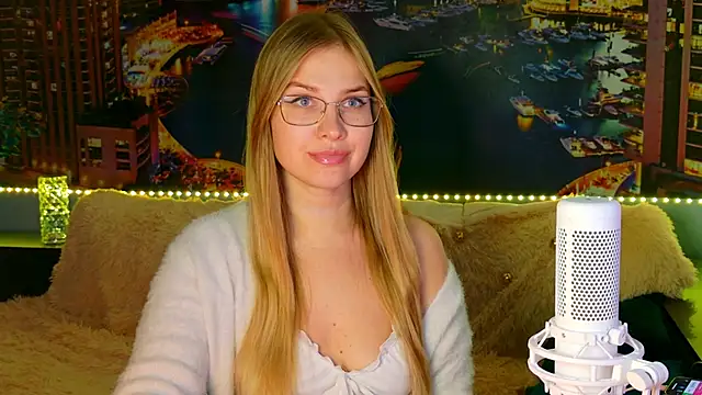 Snapshot of pusyavykusya chatting on 12-12-24, 01:39 pusyavykusya online show from 12-12-24, 01:39